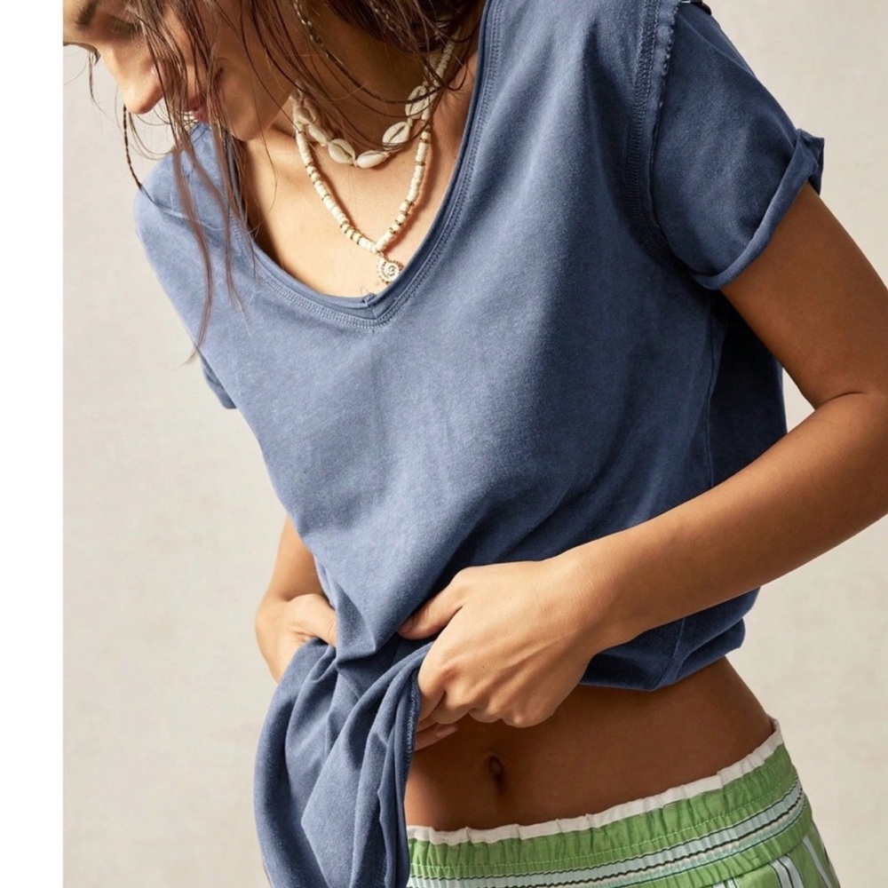 Vintage Wash Blue Peace Cut Out Short Sleeve Top - Size Large NWT - Picture 2 of 5